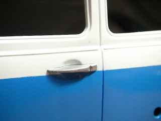 ワーゲンオフローダー　フレンチブルーの塗装　塗装失敗の修正