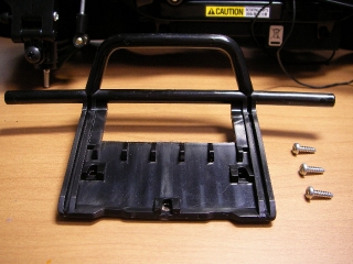 タミヤ CC-01ランドクルーザー40 バンパーの取り付けに使用する部品