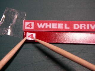 タミヤ初代トヨタハイラックス４ＷＤ　４ ＷＥＥＬ ＤＲＩＶＥマーク製作３